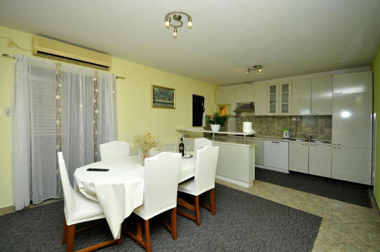Roso Apartment With Sea View Trogir Exterior foto