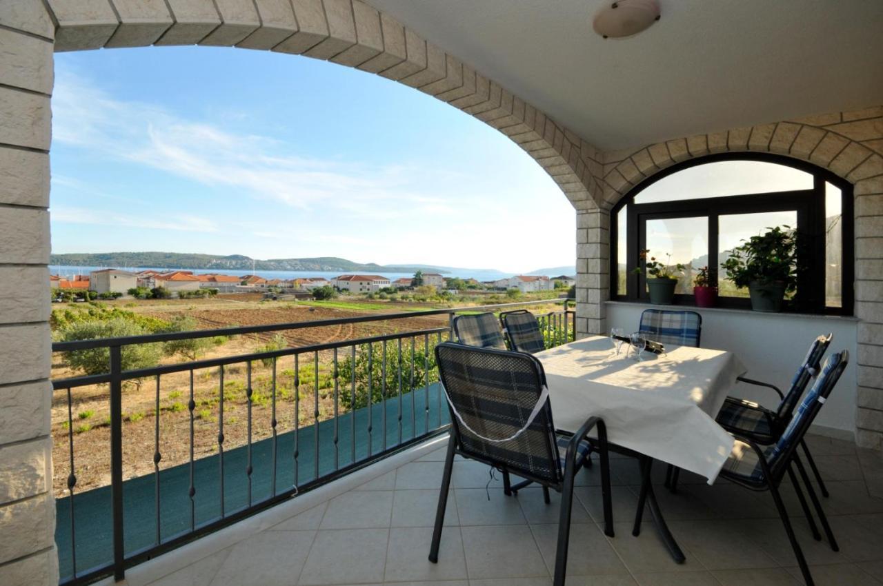 Roso Apartment With Sea View Trogir Exterior foto