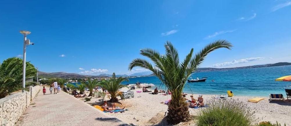 Roso Apartment With Sea View Trogir Exterior foto